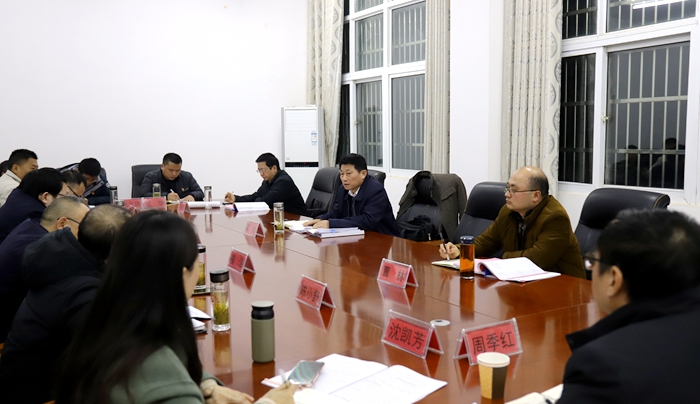 霍辉参加指导凉泉乡领导班子2022年度民主生活会